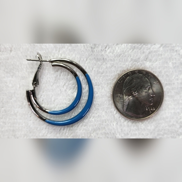 Periwinkle Blue and Silver Hoop Earrings / Pierced - Picture 5 of 5